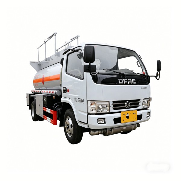 4x2 HOWO caminhão tanque de combustível 5000L caminhão tanque de óleo diesel para venda
