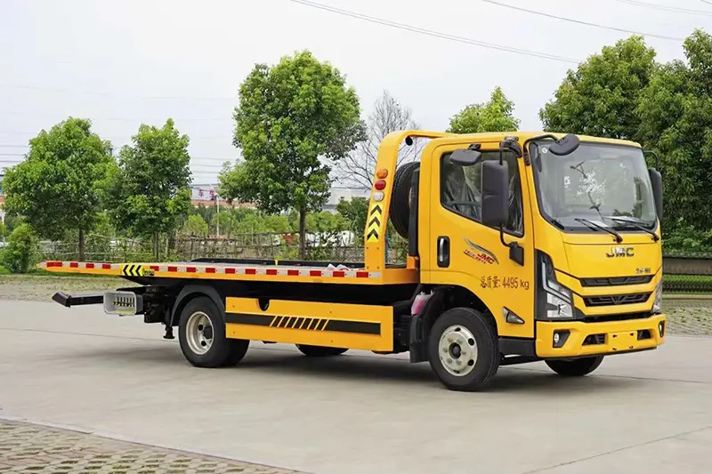 Highway Wrecker Truck