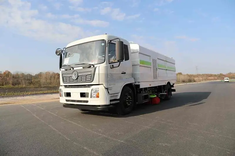 Caminhão varredor de rua